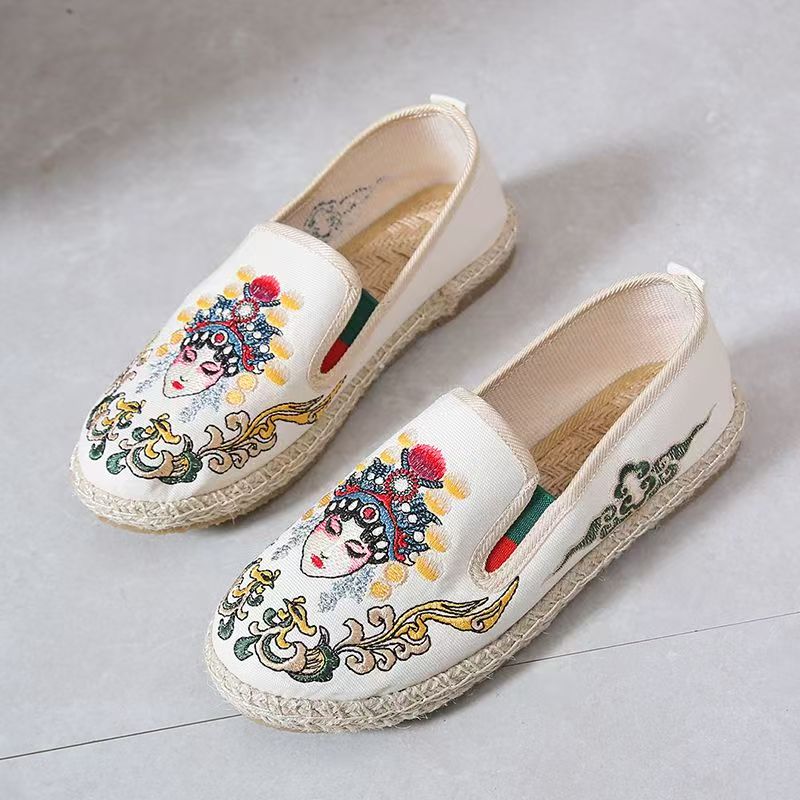 Women Flat Sole Embroidered Cl - Embroidery Style 评论和价格