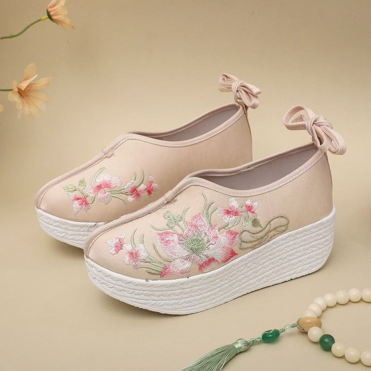 Woman Ethnic Style Wedges Embr - Embroidery Style 评论和价格