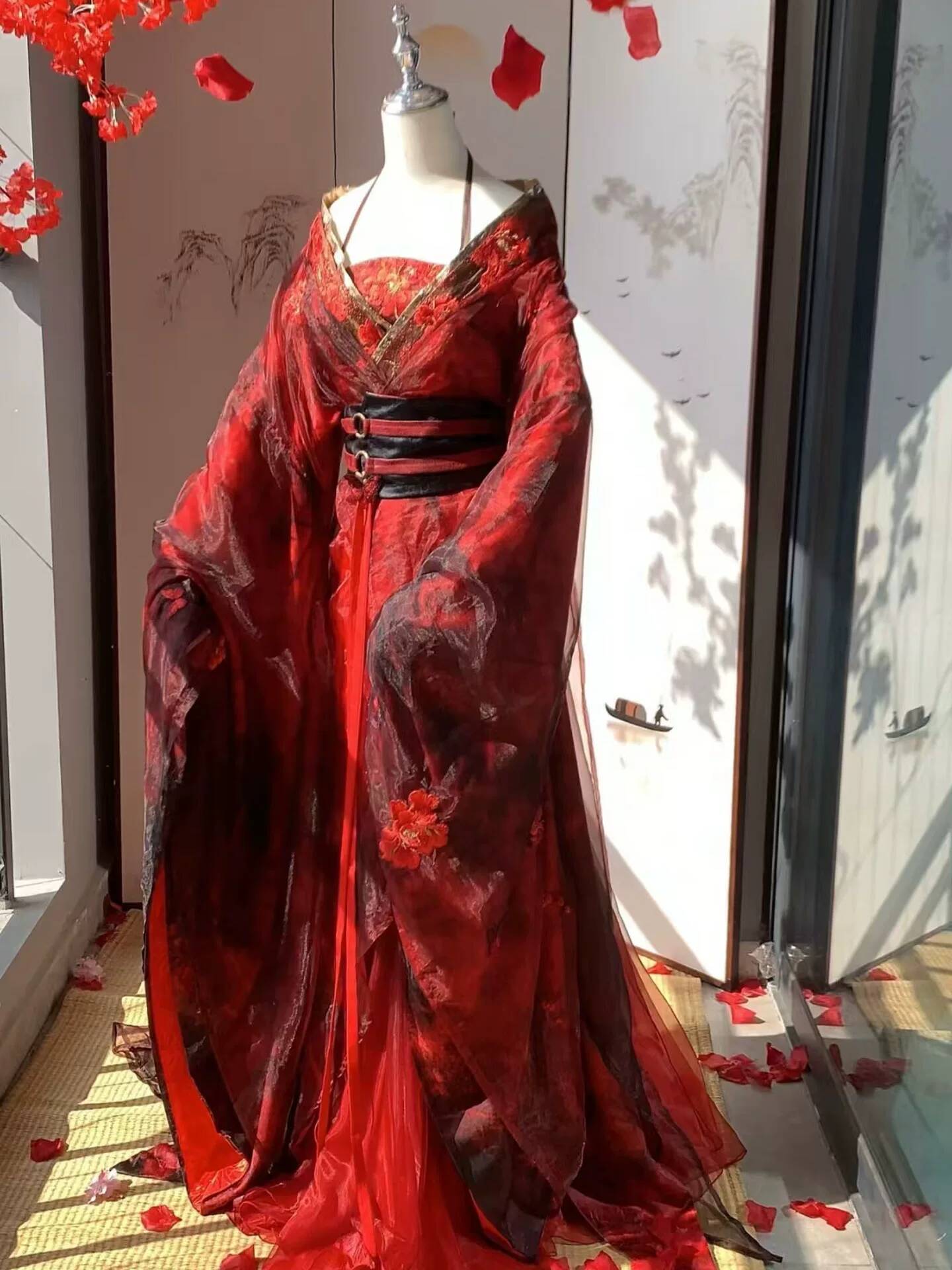 New Datura Red Hanfu Women Anc - Embroidery Style 评论和价格