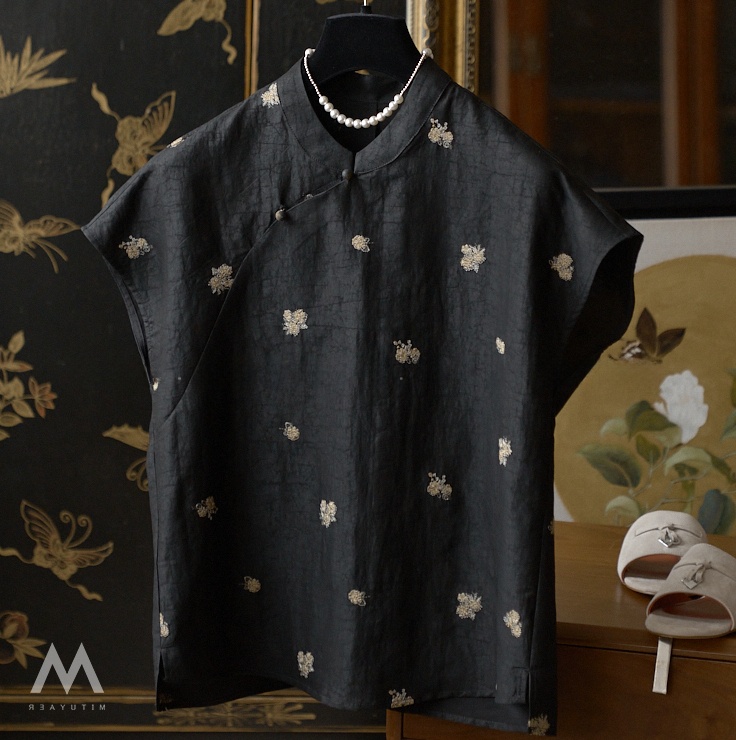 New Women's Casual Style Cloud - Embroidery Flower Pattern 评论和价格