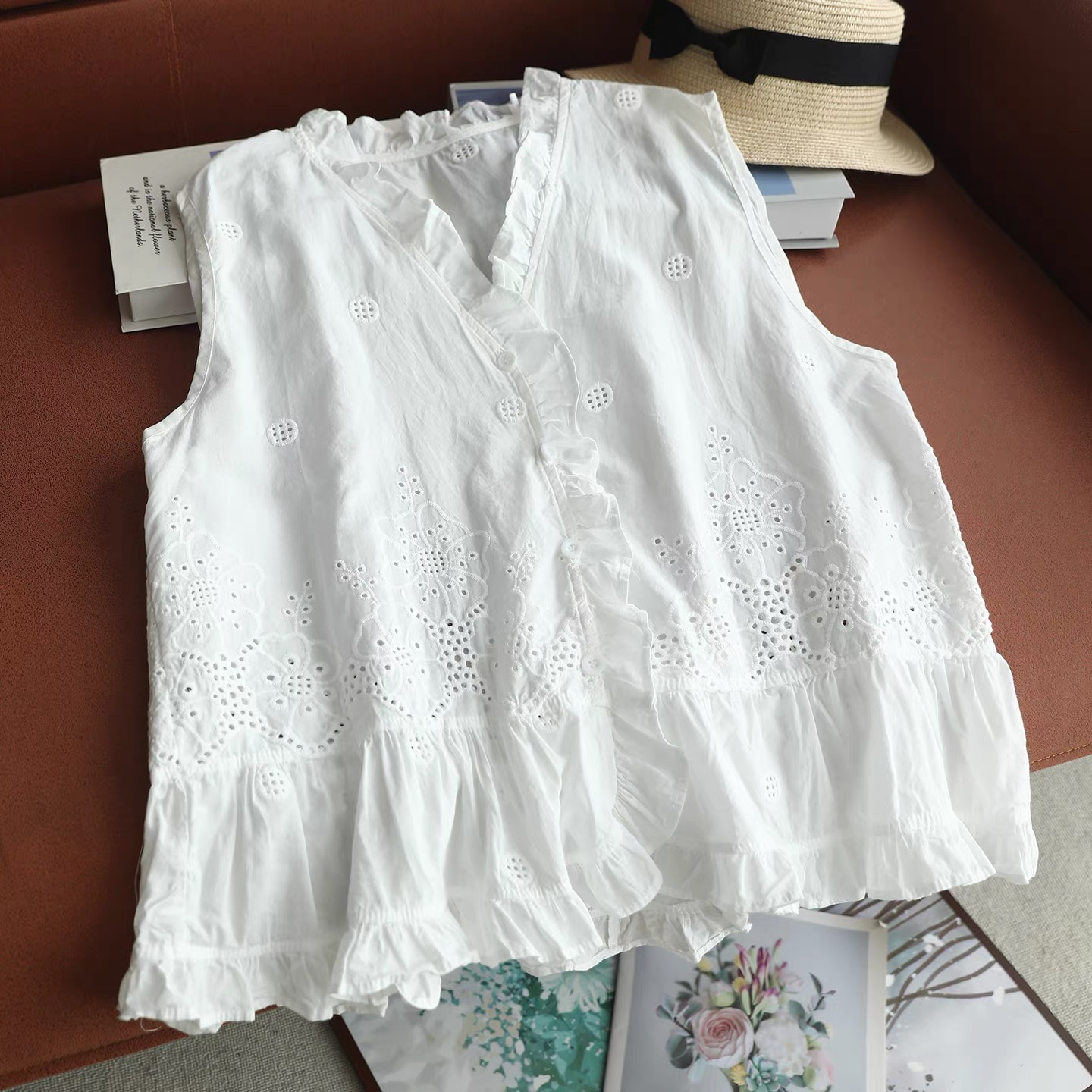 Women Sleeveless Vest Top Ruff - Embroidery Vest 评论和价格
